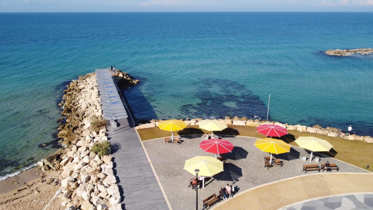 Breezot Yam Hotel Nahariya Ngoại thất bức ảnh